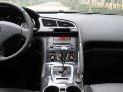 2011款 1.6T 自动 豪华型 5座