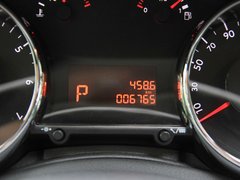 2011款 1.6T 自动 豪华型 5座
