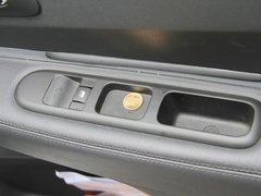 2011款 1.6T 自动 豪华型 5座