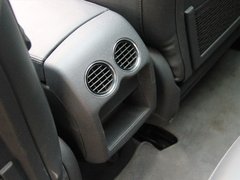 2011款 1.6T 自动 豪华型 5座