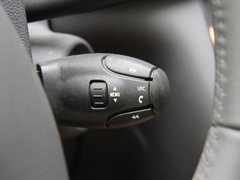 2011款 1.6T 自动 豪华型 5座