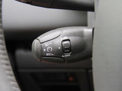 2011款 1.6T 自动 豪华型 5座