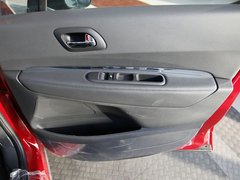 2011款 1.6T 自动 豪华型 5座
