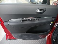2011款 1.6T 自动 豪华型 5座
