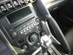 2011款 1.6T 自动 豪华型 5座