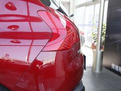 2011款 1.6T 自动 豪华型 5座