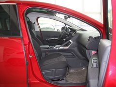 2011款 1.6T 自动 豪华型 5座