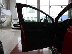 2011款 1.6T 自动 豪华型 5座