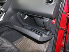 2011款 1.6T 自动 豪华型 5座