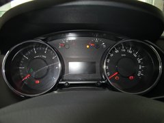 2011款 1.6T 自动 豪华型 5座