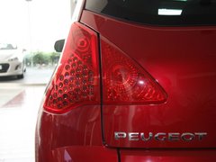 2011款 1.6T 自动 豪华型 5座