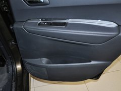 2011款 1.6T 自动 豪华型 5座
