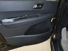 2011款 1.6T 自动 豪华型 5座