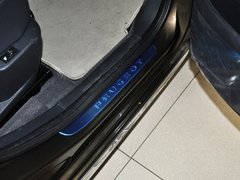 2011款 1.6T 自动 豪华型 5座