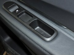 2011款 1.6T 自动 豪华型 5座