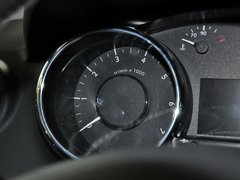 2011款 1.6T 自动 豪华型 5座