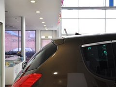 2011款 1.6T 自动 豪华型 5座