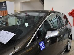 2011款 1.6T 自动 豪华型 5座