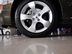 2011款 1.6T 自动 豪华型 5座
