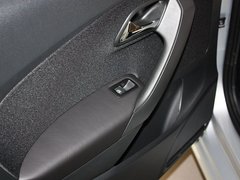 2011款 1.4L 自动 致酷版
