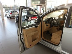 2011款 1.4TSI DSG 5座 智雅版