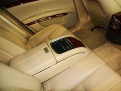 2011款 2.0T 自动 豪华型