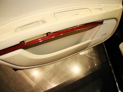 2011款 2.0T 自动 豪华型