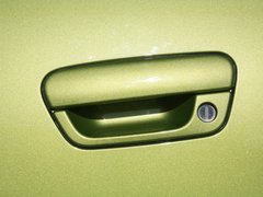 2011款 1.0L SX 自动 标准型