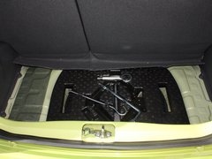 2011款 1.0L SX 自动 标准型