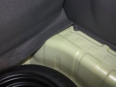 2011款 1.0L SX 自动 标准型