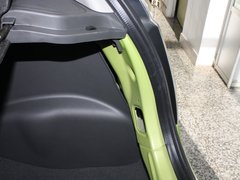 2011款 1.0L SX 自动 标准型