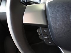2011款 1.0L SX 自动 标准型