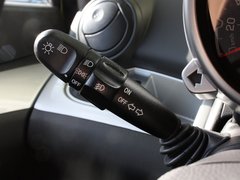 2011款 1.0L SX 自动 标准型