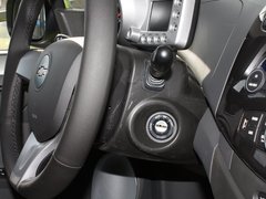 2011款 1.0L SX 自动 标准型