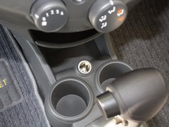 2011款 1.0L SX 自动 标准型