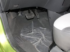 2011款 1.0L SX 自动 标准型