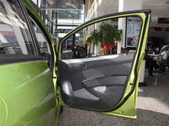2011款 1.0L SX 自动 标准型