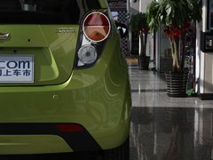 2011款 1.0L SX 自动 标准型