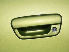 2011款 1.0L SX 自动 标准型