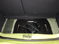 2011款 1.0L SX 自动 标准型
