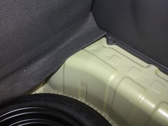 2011款 1.0L SX 自动 标准型