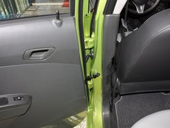 2011款 1.0L SX 自动 标准型