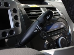2011款 1.0L SX 自动 标准型
