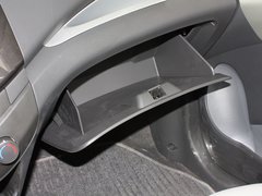 2011款 1.0L SX 自动 标准型