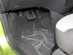 2011款 1.0L SX 自动 标准型