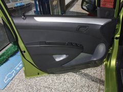2011款 1.0L SX 自动 标准型