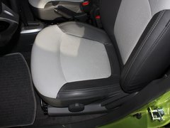 2011款 1.0L SX 自动 标准型