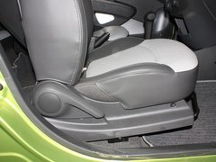 2011款 1.0L SX 自动 标准型