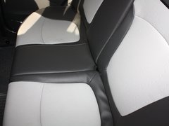2011款 1.0L SX 自动 标准型
