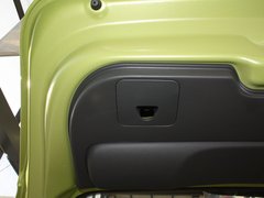 2011款 1.0L SX 自动 标准型